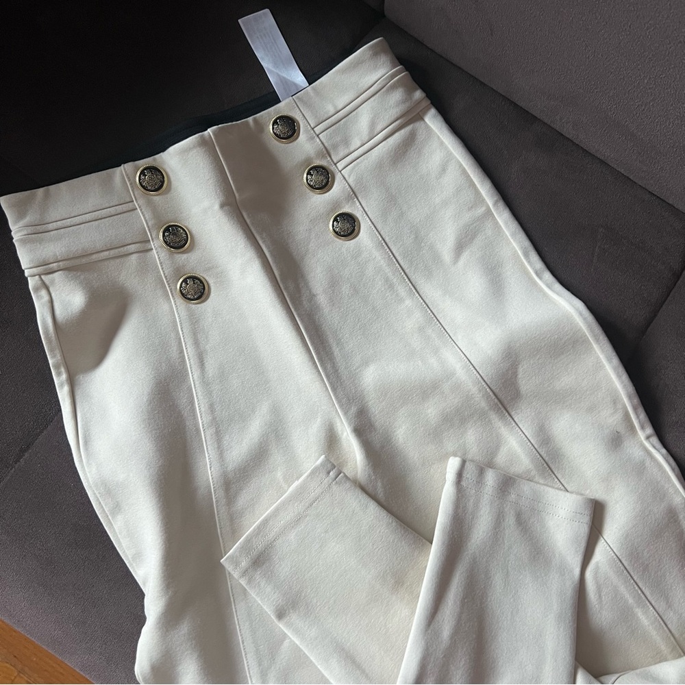 Zara off white button skinny pants